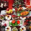 Sliner 3 Pcs Christmas Holiday Candy Dish Peppermint Candy Tray Christmas Serving Dishes Crystal Glass Fruit Plates Dessert Plates Tableware Bowl for Xmas Cookie Snack Party Favor (Red)(Green)